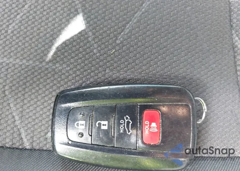2019 Toyota Rav4 Xle from USA, damaged, VIN 2T3W1RFV7KC012113